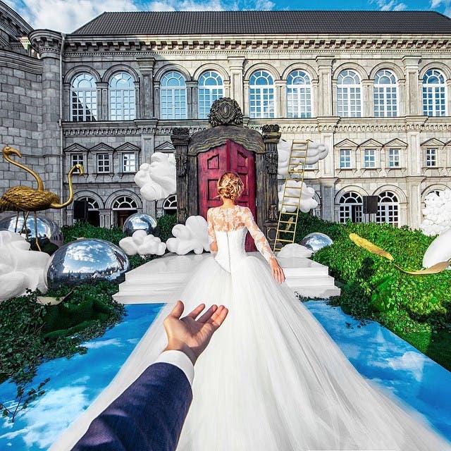 La famosa pareja que se retrata viajando por el mundo se casó ¡Las fotos son impresionantes!