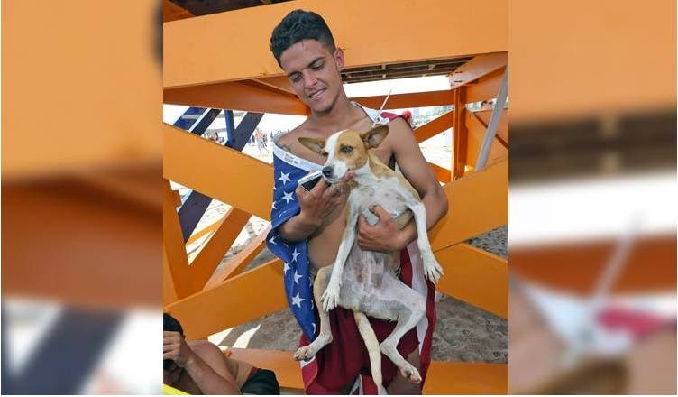 emigrante cubano y perro 1