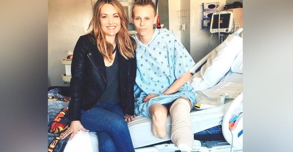 Una modelo pierde sus 2 piernas repentinamente – «Todas las mujeres usan ese producto» Una modelo pierde sus 2 piernas repentinamente – «Todas las mujeres usan ese producto»