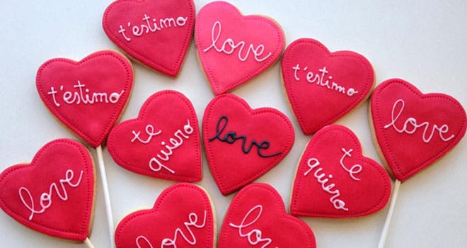 Receta de galletas decoradas para celebrar el día del amor 