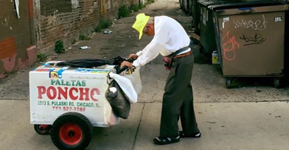 Recaudan más de 190.000 dólares para que este abuelito de 90 años pueda dejar de trabajar