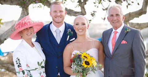 Ella sorprendió a todos el día de su boda, le faltaba el cabello pero le sobraba la felicidad