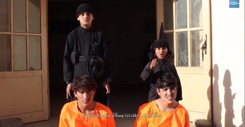 Los «cachorros del ISIS», un grupo de niños obligados a ejecutar sin piedad a sus prisioneros