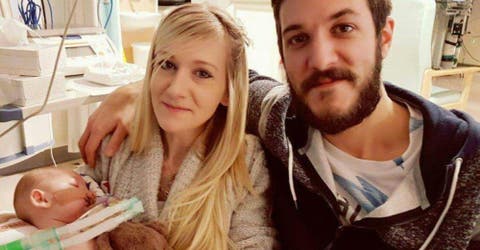 La decisión aprobada por el Congreso de Estados Unidos da esperanza a la familia de Charlie Gard