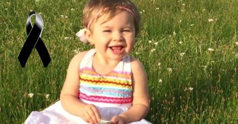 Una niña de 14 meses pierde la vida mientras el dentista le arreglaba 2 caries