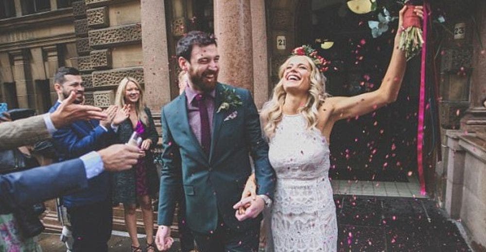 Nadie puede creer cómo lograron una boda de ensueño con tan poco dinero Nadie puede creer cómo lograron una boda de ensueño con tan poco dinero