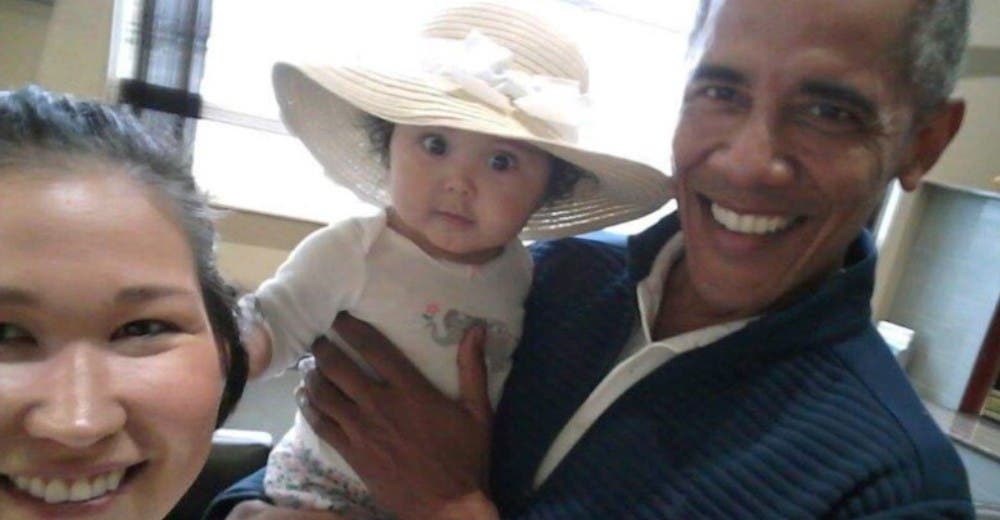 El tierno encuentro del ex presidente Obama que está cautivando a todos en Internet El tierno encuentro del ex presidente Obama que está cautivando a todos en Internet
