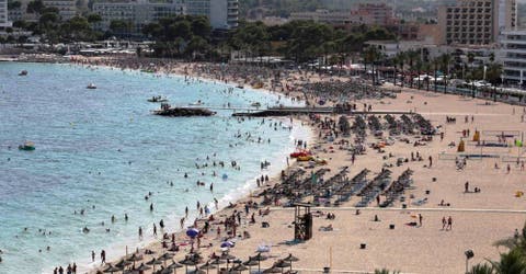 Una joven de 20 años fue violada mientras disfrutaba sus vacaciones en una playa de Magaluf