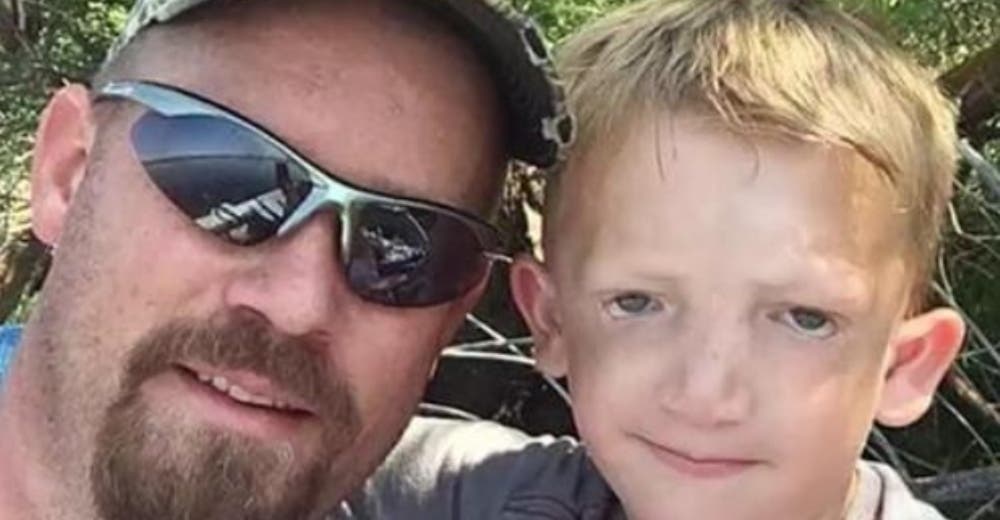 «Lo llaman monstruo» – Un padre desesperado difunde una carta para defender a su hijo de 7 años