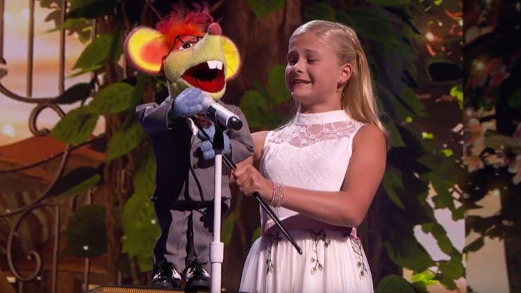 gana America's Got Talent Darci Lynne ventrílocuo niña ganadora impresionante muñecos gran final favorita golden buzzer votacion talento concurso show 