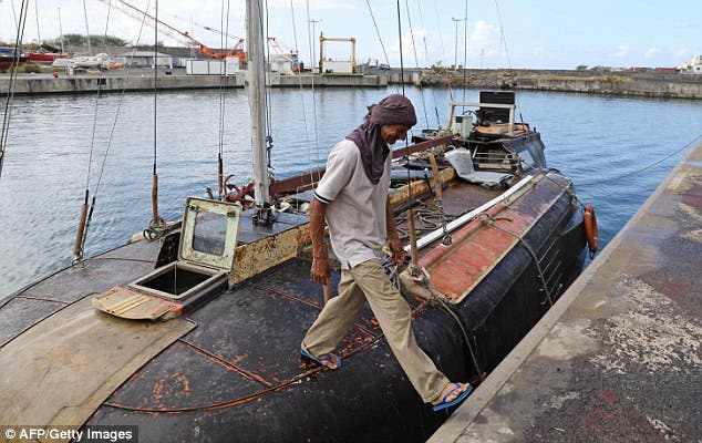 Naufrago polaco rescatado de barco a la deriva solo con su gato por siete meses en aguas infestadas de tiburones Zbigniew Reket Madagascar