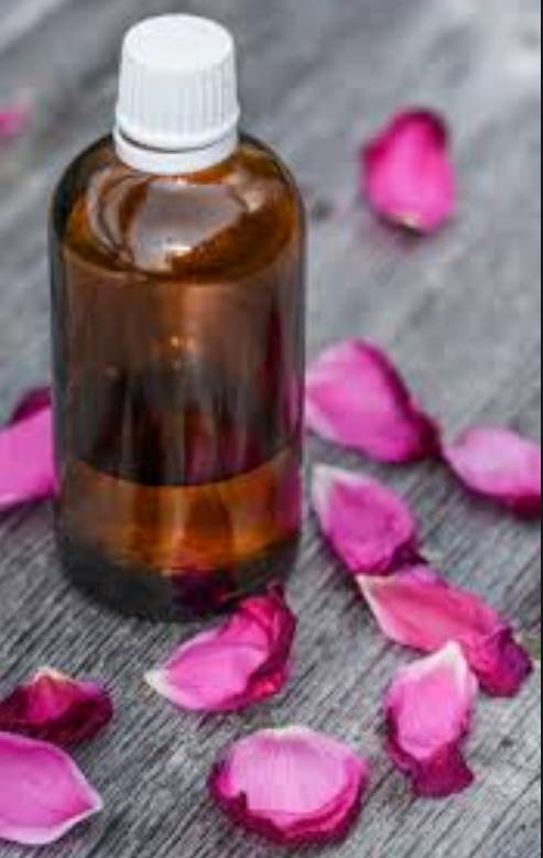  olvidate de las costosas cremas faciales: las propiedades esenciales de los aceites y 5 recetas DIY 5 essential oils anti age 