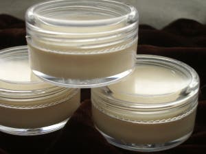 olvidate de las costosas cremas faciales: las propiedades esenciales de los aceites y 5 recetas DIY 5 essential oils anti age 