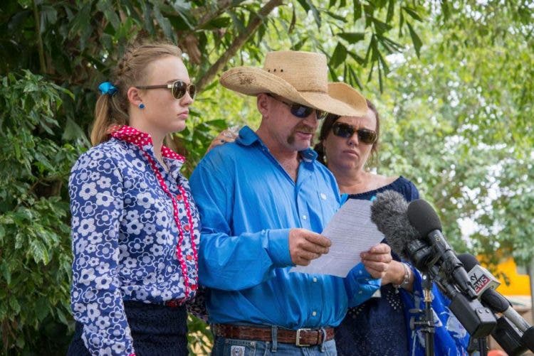 muerte de niña en australia dolly everett campaña contra el bullying psicologos expertos edad ideal niños ingresen usen asegura que las redes sociales deben ser para mayores de 12 años responsabilidad de los padres dead suicide tragic bullies