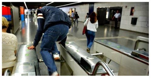 China prohibirá viajar en tren o avión a ciudadanos con una baja «calificación social»