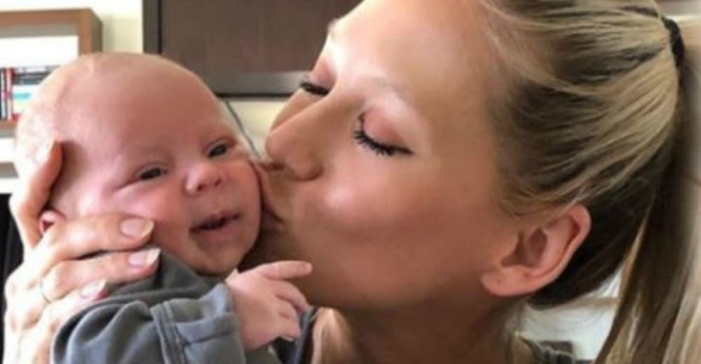 Anna Kournikova publica una foto para detener los rumores sobre el nacimiento de sus hijos Anna Kournikova publica una foto para detener los rumores sobre el nacimiento de sus hijos