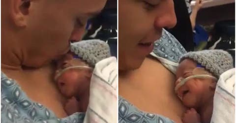 Un bebé prematuro emociona al mundo cuando recibe un beso de su papá