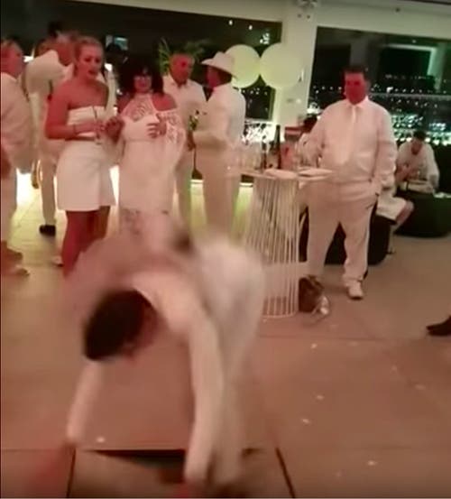 Bailarín rompe el suelo