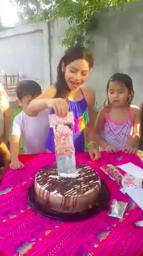 Torta Cumpleaños Sorprendente