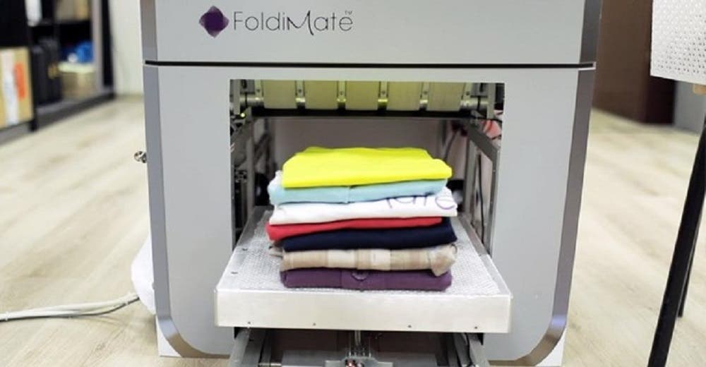 El invento del siglo que está causando revuelo: la máquina que plancha, dobla y perfuma la ropa El invento del siglo que está causando revuelo: la máquina que plancha, dobla y perfuma la ropa