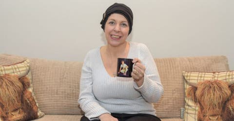 Una superviviente de cáncer salva su vida gracias a una simple taza de té