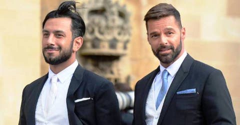 Ricky Martin y su marido se convierten en padres de una niña y comparten su primera foto