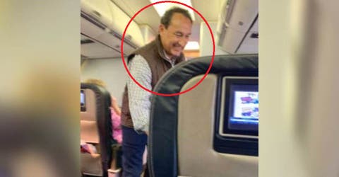 El CEO de una importante aerolínea se niega a usar su asiento y sorprende a todos los pasajeros