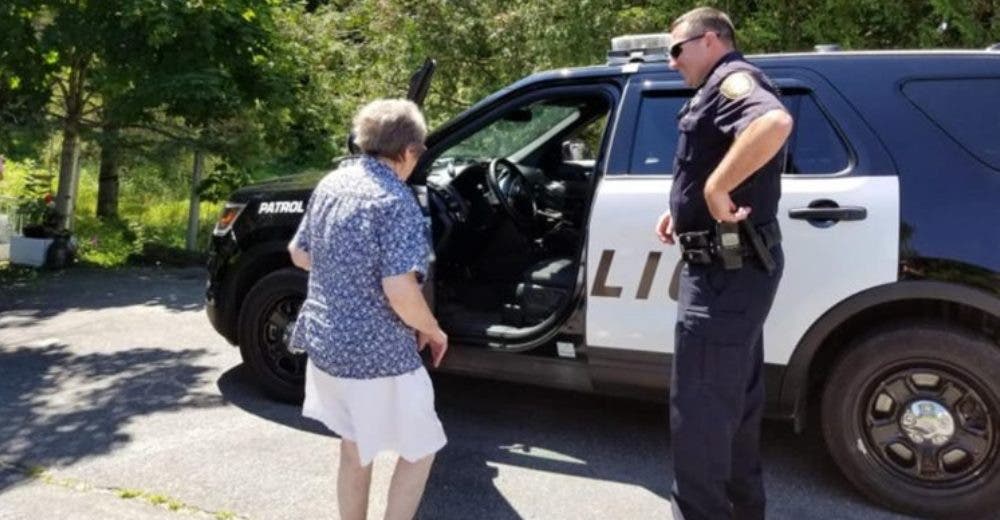 A los 93 años una abuelita es arrestada ante el asombro de sus vecinos