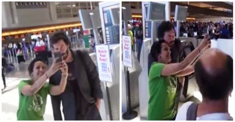 Le pidió una selfie a Keanu Reeves, no le gustó cómo salió y él le dio una segunda oportunidad