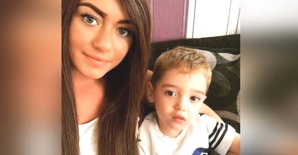 Sufre al tener que explicarle a su pequeño hijo que le queda poco tiempo de vida