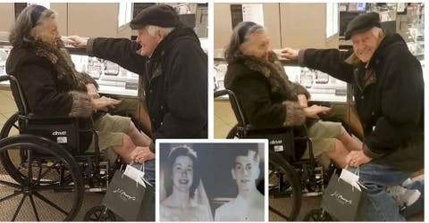 Tras 63 años de casados le pide nuevamente matrimonio a su esposa con una emotiva propuesta