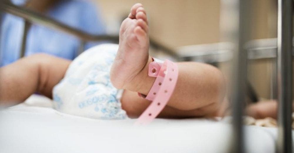 Una enfermera confiesa haber cambiado a más de 5.000 bebés durante 12 años sólo por diversión Una enfermera confiesa haber cambiado a más de 5.000 bebés durante 12 años sólo por diversión