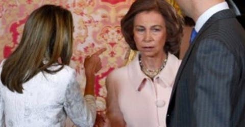 Revelan el negativo papel de la reina Letizia en la relación con su suegra, Doña Sofía