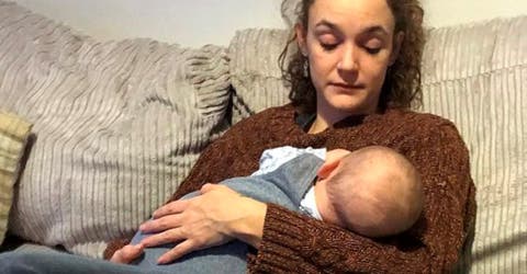 No sabía por qué la invadía una profunda tristeza al amamantar a su bebé hasta que fue al médico