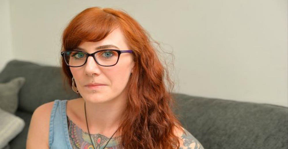 Tras ingerir 6 bebidas energéticas al día se acostumbra a vivir con un marcapasos a los 32 años Tras ingerir 6 bebidas energéticas al día se acostumbra a vivir con un marcapasos a los 32 años