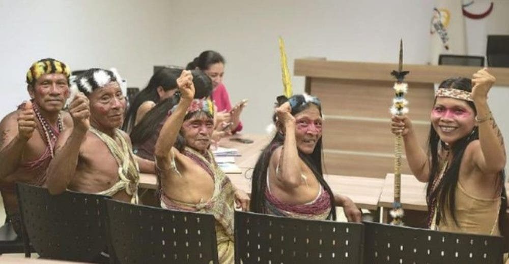 Una valiente tribu amazónica se revela contra una empresa petrolera para salvar la selva