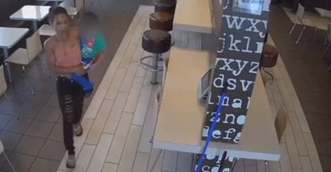 Detienen a la mujer que fue grabada saliendo de McDonald’s con un niño de 4 años