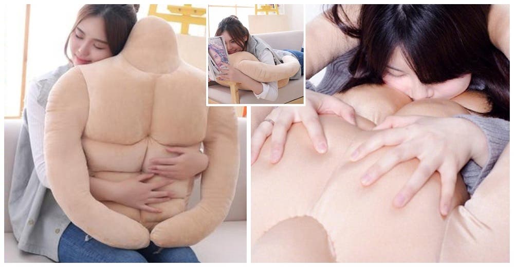 La almohada en forma de novio con abdominales bien definidos que arrasa en Internet La almohada en forma de novio con abdominales bien definidos que arrasa en Internet