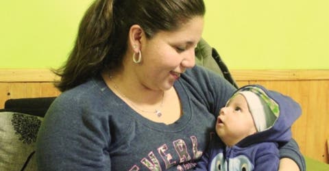 «Ni los médicos se lo explican» – El caso de un bebé que sobrevive a 5 cirugías cerebrales