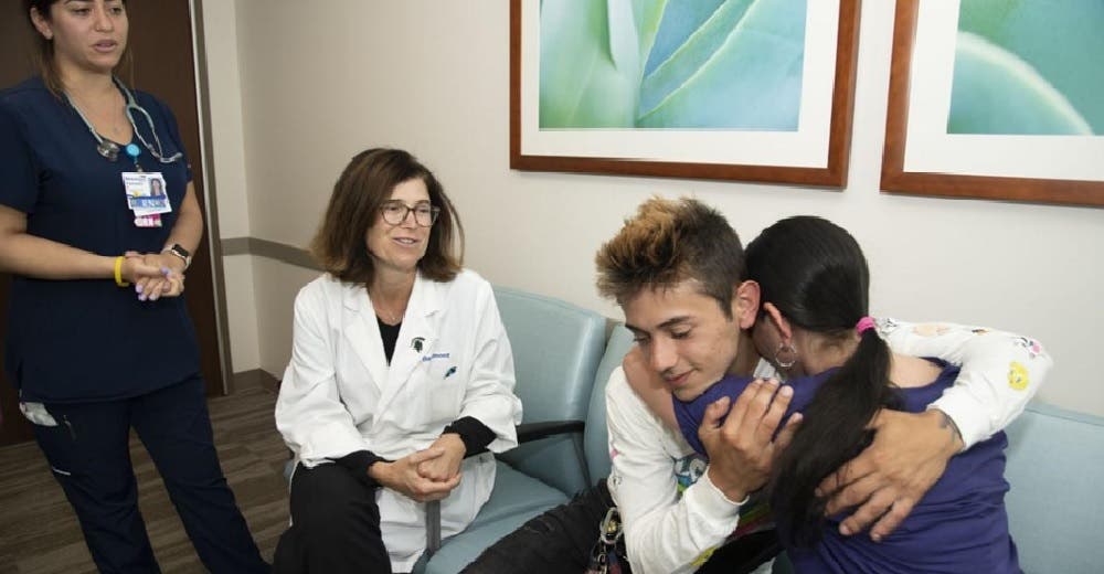 Un joven regresa a la vida milagrosamente después de pasar 20 minutos sin signos vitales Un joven regresa a la vida milagrosamente después de pasar 20 minutos sin signos vitales