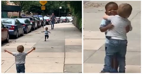 Estos mejores amigos de 2 años corren para abrazarse después de dos días sin verse
