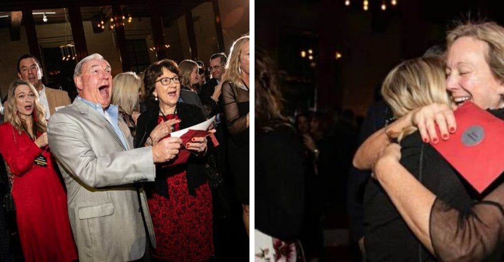 El encargado de una empresa reparte 10 millones de dólares entre sus empleados en Navidad El encargado de una empresa reparte 10 millones de dólares entre sus empleados en Navidad