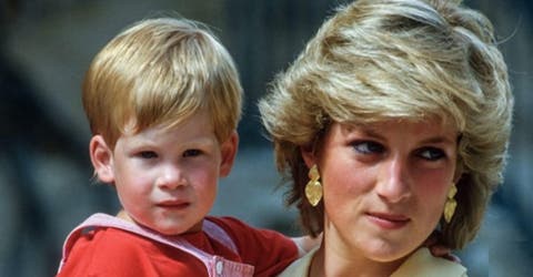 El trauma de la infancia del príncipe Harry y por qué no lo ha podido superar