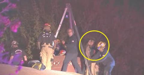 Rescatan a una joven que se quedó atrapada dentro de la chimenea de su casa intentando huir