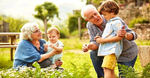 Recuerda a sus abuelos y se arrepiente profundamente de cómo los trató cuando era pequeña