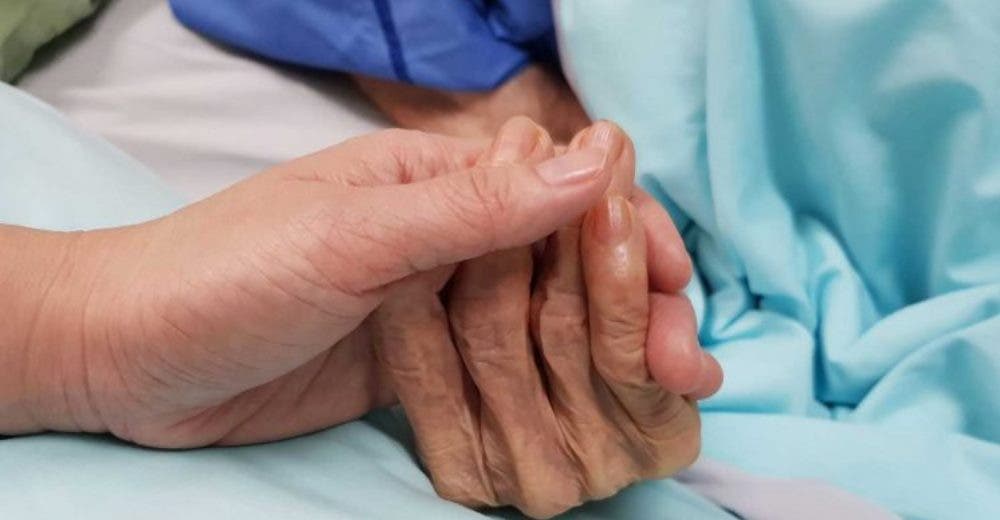 En este país podrían aprobar una pastilla letal para los adultos mayores «cansados de vivir»