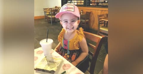 Abren un restaurante solo para recibir a una niña con cáncer que extrañaba su desayuno favorito