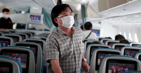 Buscan a los pasajeros de un vuelo nacional de México porque todos podrían tener coronavirus