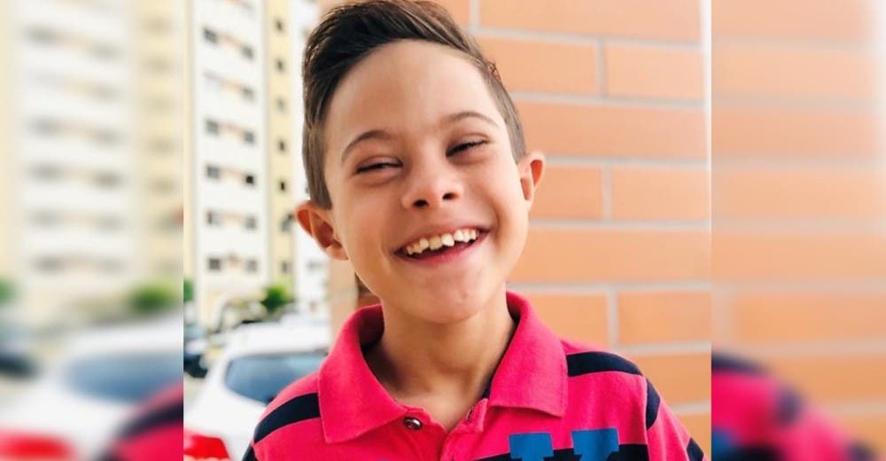 Se convierte en el primer Youtuber con Síndrome de Down que habla con quienes no pueden escuchar