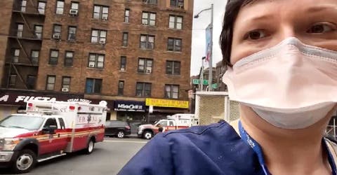 “Nadie está protegido”- Es médico y entre lágrimas graba un vídeo para vencer la censura